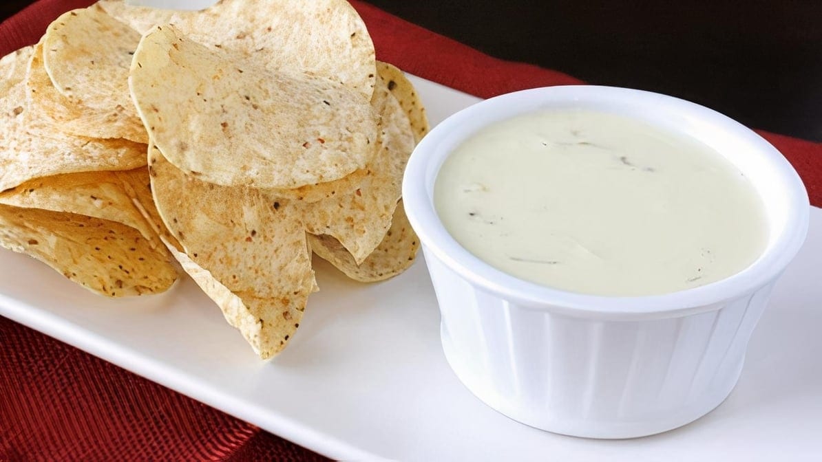 A12 Nachos De Queso.