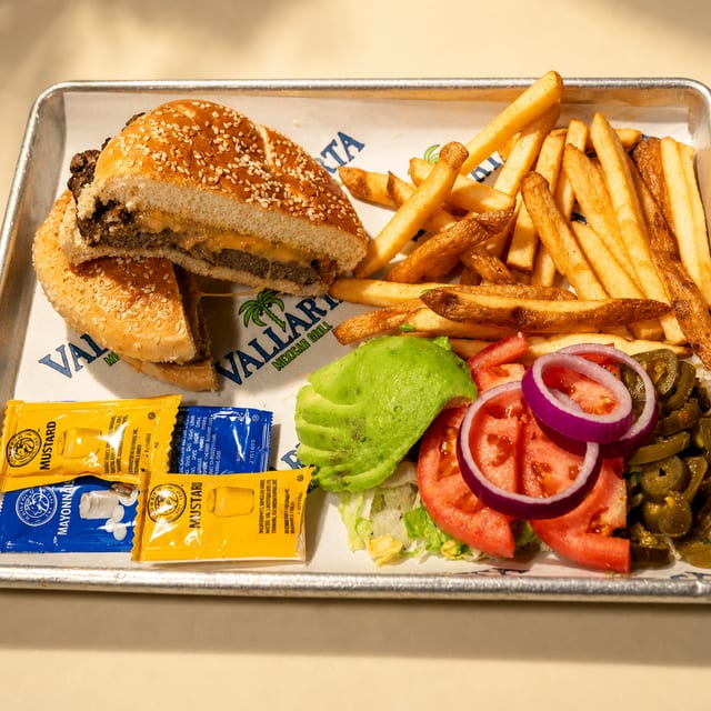 LsP.25 Mexican Burger.